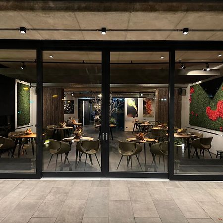 Airfield - Airport Hotel Sandweiler Екстериор снимка