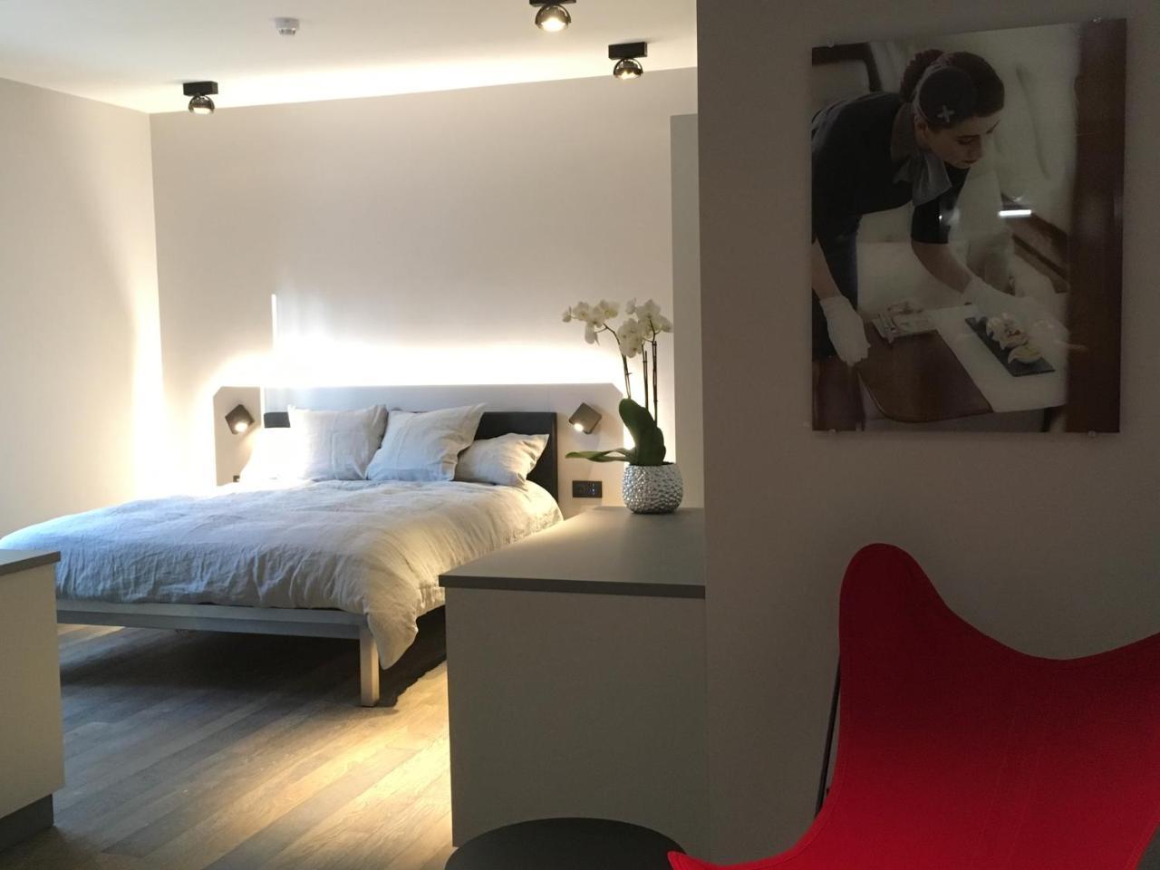 Airfield - Airport Hotel Sandweiler Екстериор снимка